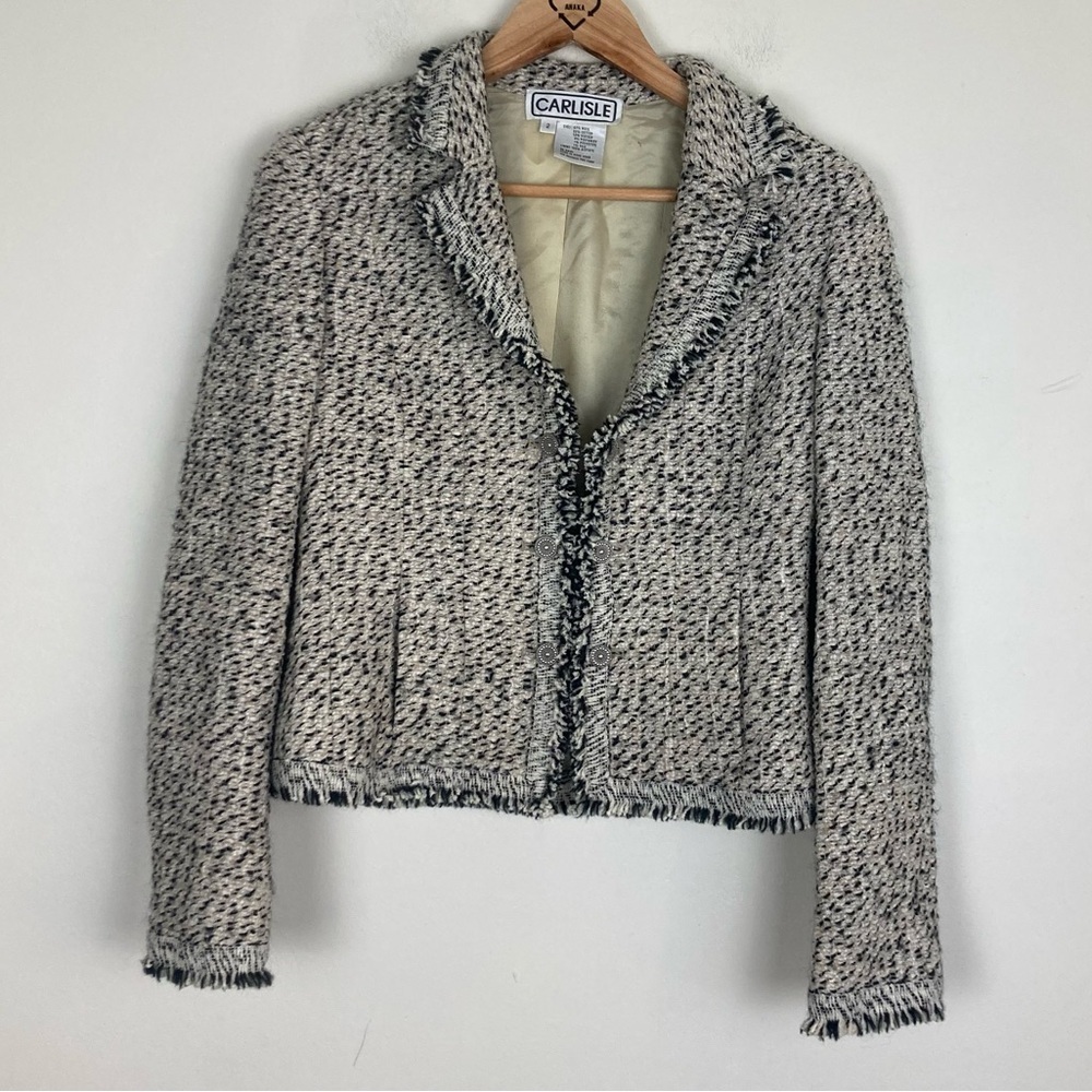 Vintage Carlisle wool blend black and tan raw edge lady jacket tweed blazer. 2